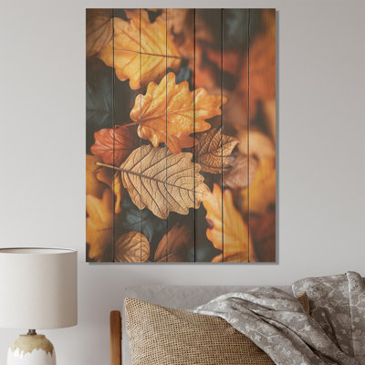 Jaune et orange feuilles d'automne mapple III - feuilles sur bois