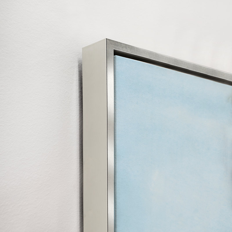 «Blue Afloat III» par Giselle Kelly - peinture à cadre flottant sur toile