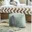 Repose-pieds-367737939