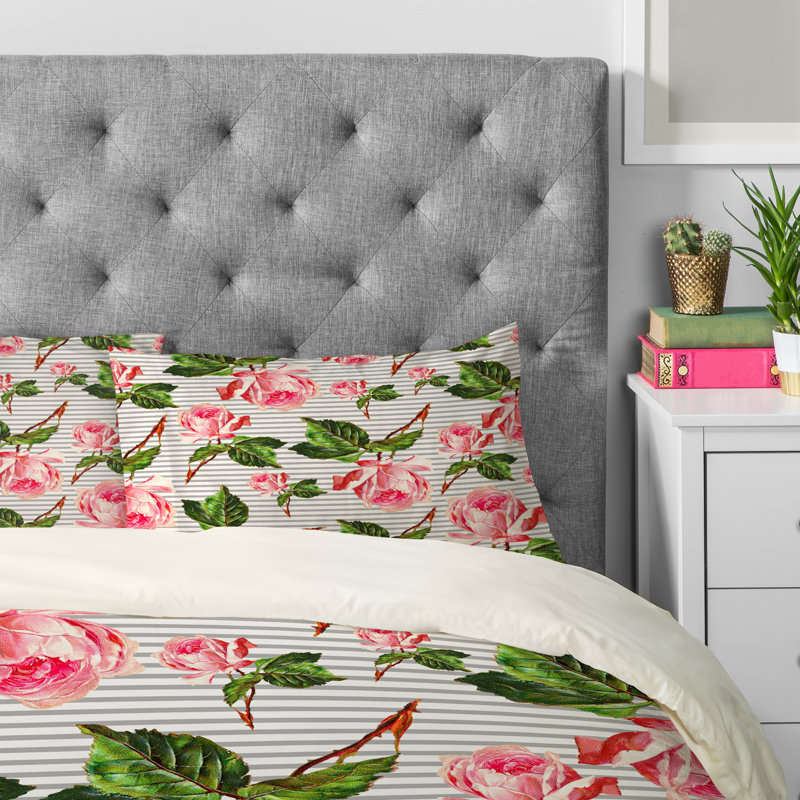 Taie d'oreiller Allyson Johnson Roses and Stripes, Standard