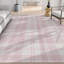 Tapis rose à motif géométrique Kehr-88979011
