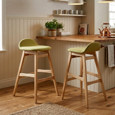 BAR STOOL