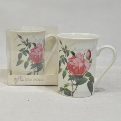 Tasse Field of Flowers