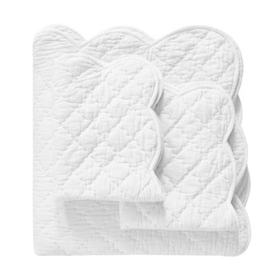 Diamond Scallop Voile Quilt Set