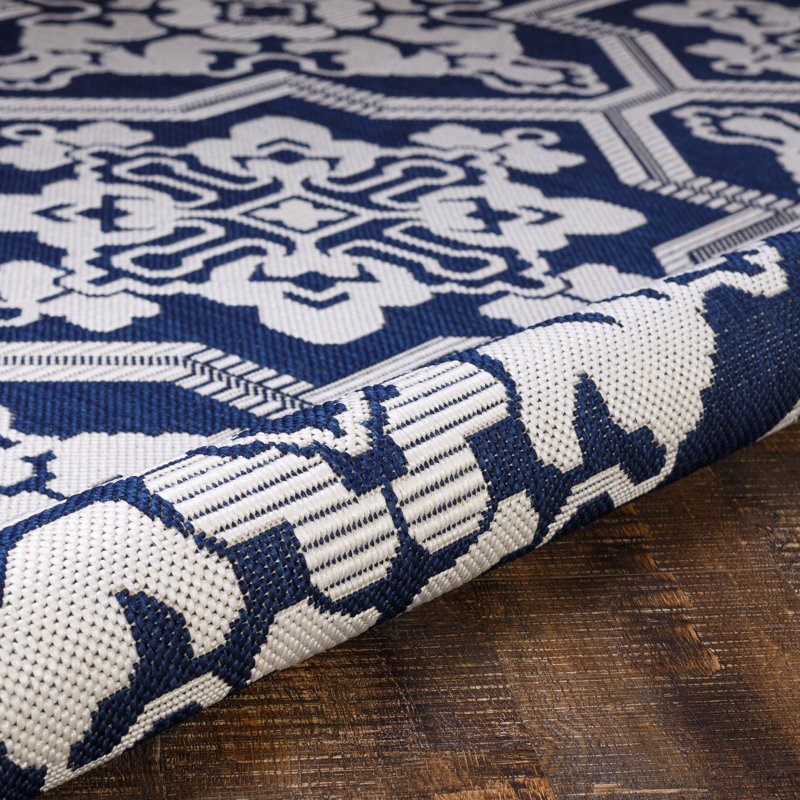 Tapis d'intérieur / extérieur bleu marine Sylacastr, Rectangle 8 pi x 10 pi