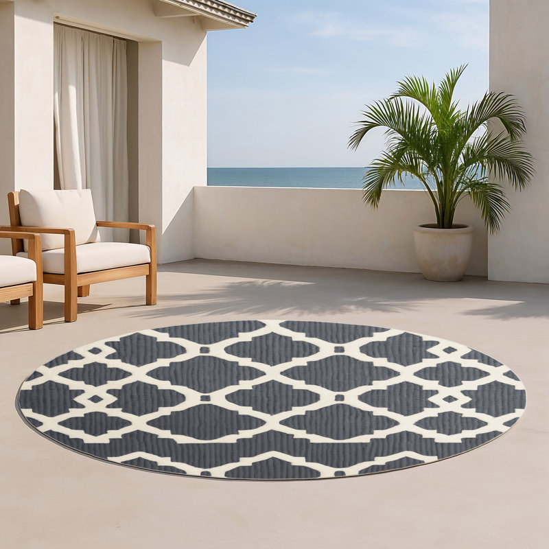 Trellis Gray Indoor and Outdoor Area Rug, Round 5'