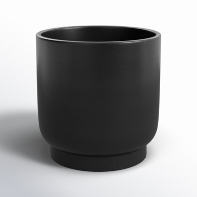 Lyria Terracotta Pot Planter