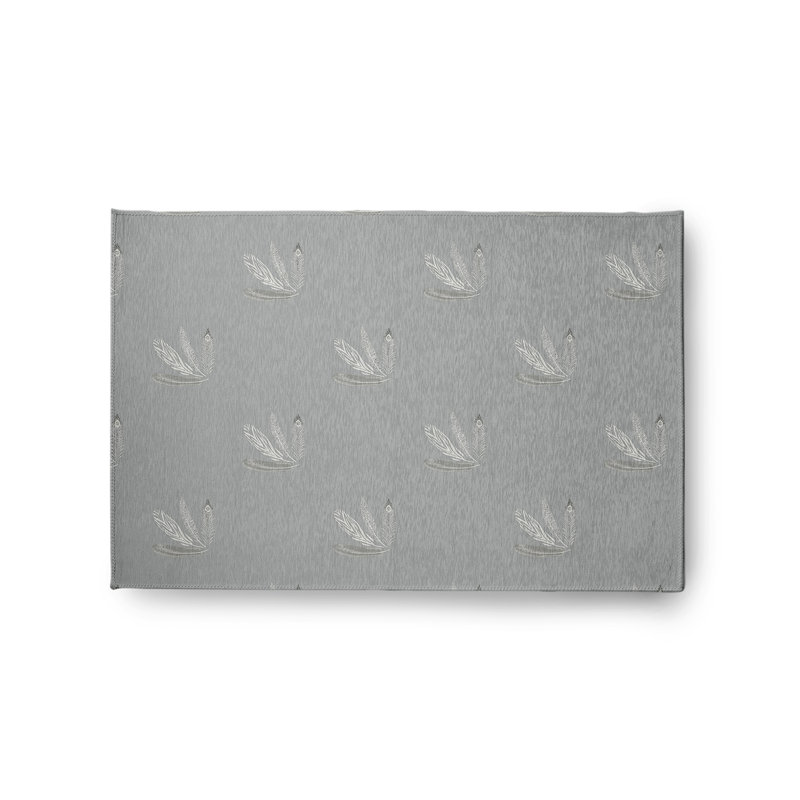 Tapis gris en chenille tissé à la machine Ingveldur, Rectangle 2 pi x 3 pi