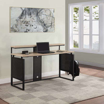 Poukner 60" Desk with Hutch Shelf