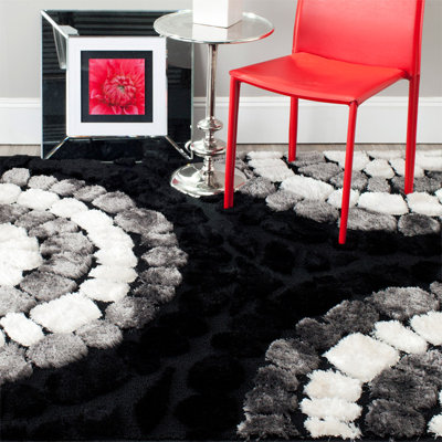 Tapis noir Zella