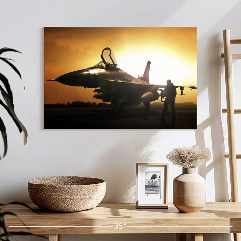 Jet militaire Mehar, H 24 po x l 36 po