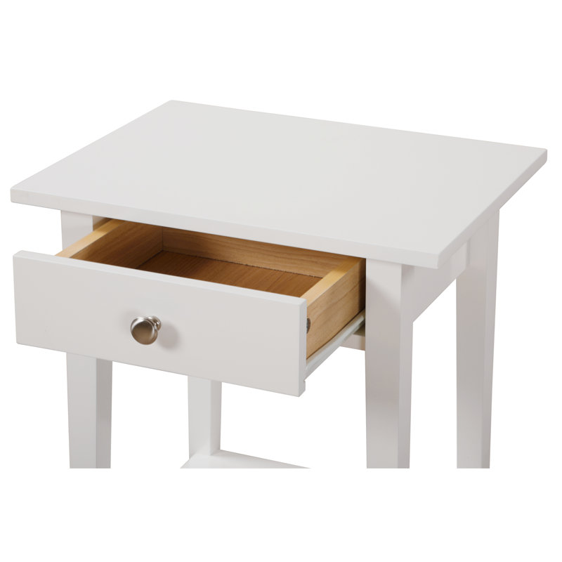 Table de chevet compacte
