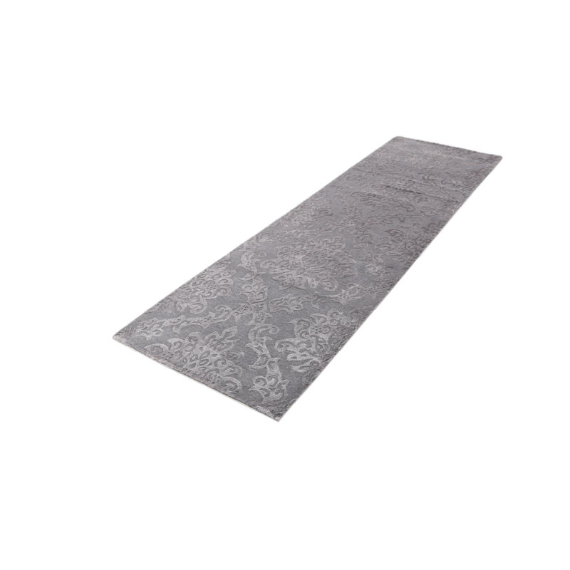 Runner Iniguez Gray Rug