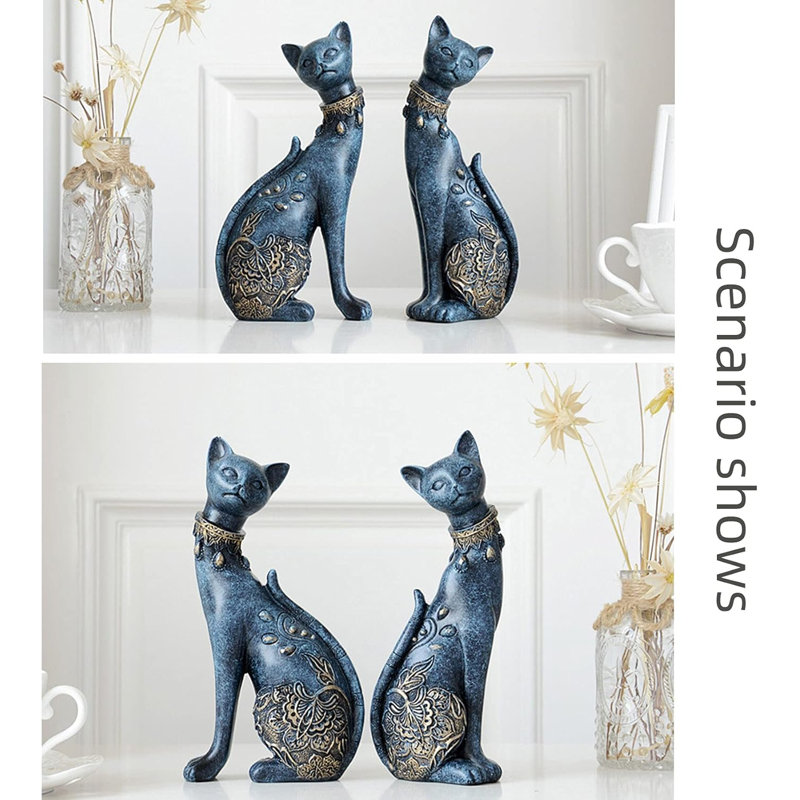 Cat statue