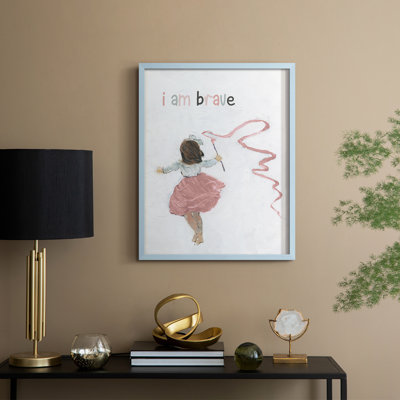 «Girl Catching Wind», reproduction encadrée - bois massif