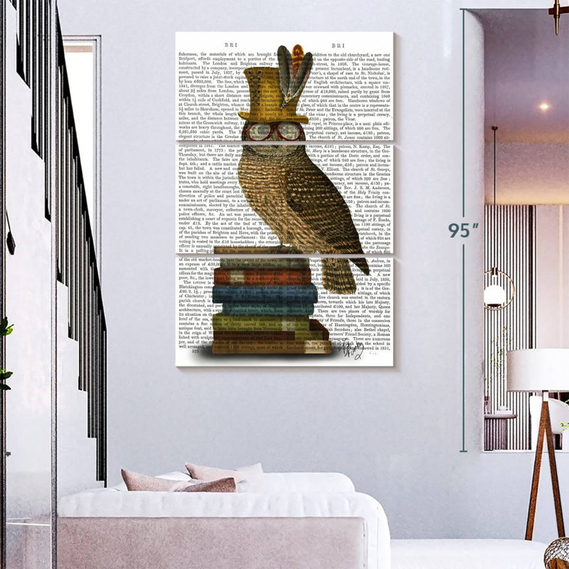 Hibou sur des livres, H 74 po x l 48 po