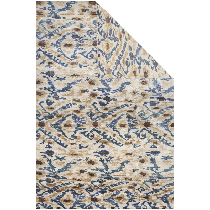 Luxor Blue and Beige Hand-Knotted Silk 6' x 9' Rug