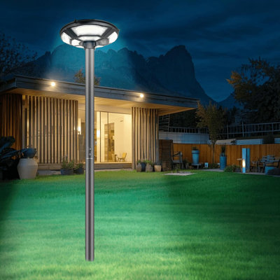 Ensemble de lampadaire solaire en acier robuste de 10 pi pour cour et allée Fontane