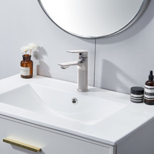 Single-Hole Single-handle Bathroom Faucet