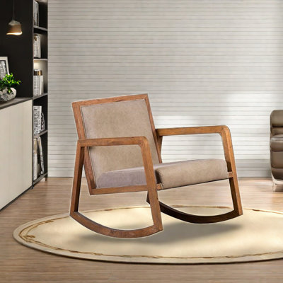 Chaise berçante simple en bois massif