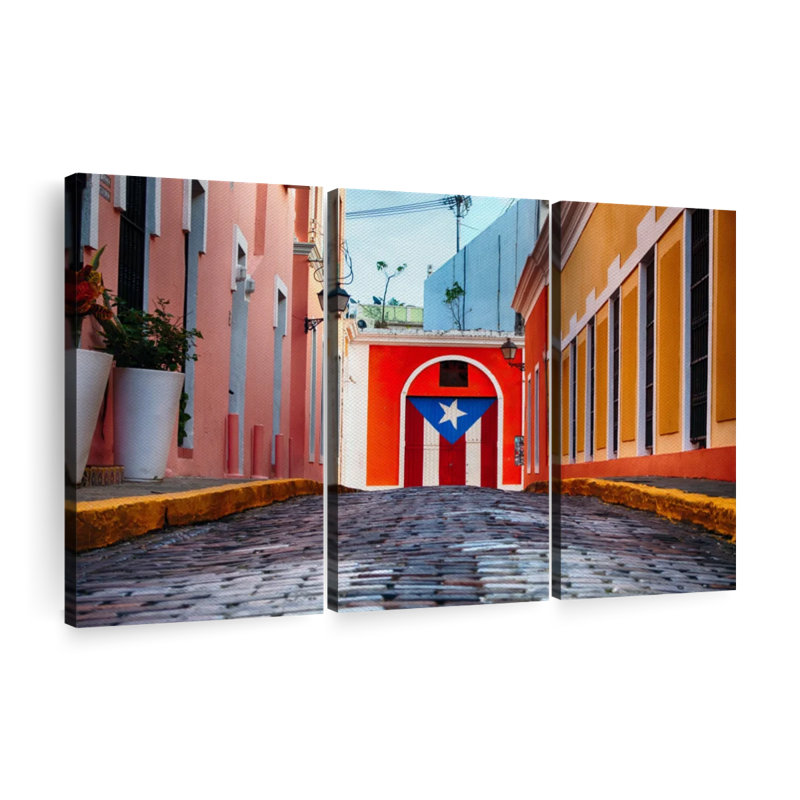 «Cobblestone Street In Old San Juan» sur toile, H 42 po x l 65 po x P 1,25 po