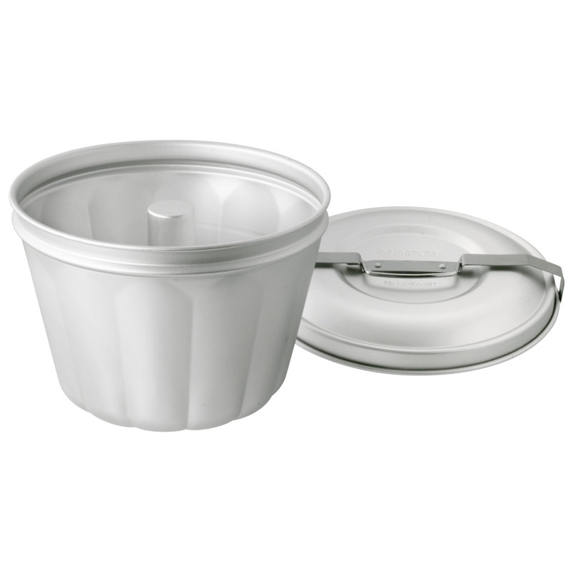 Dr. Oetker Fluted Cake Pan