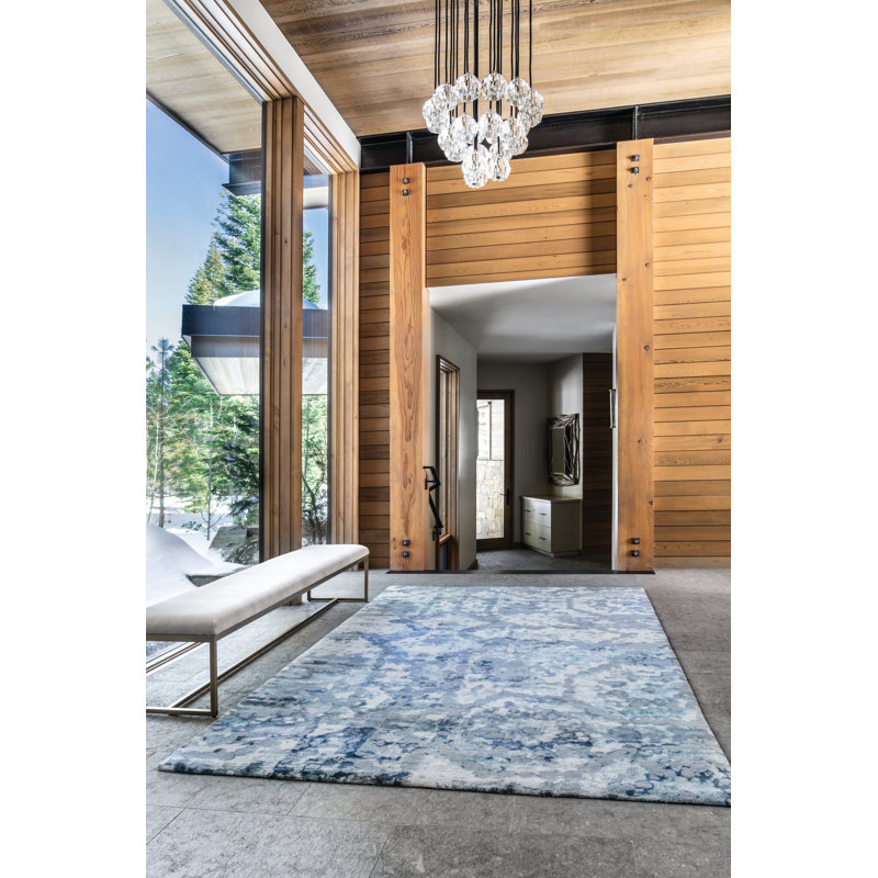 Denali Abstract Area Rug in Ivory/Indigo, Rectangle 10' x 14'
