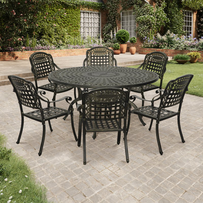 Vaghinag Round 6 - Person 59'' Long Cast Aluminum Dining Set