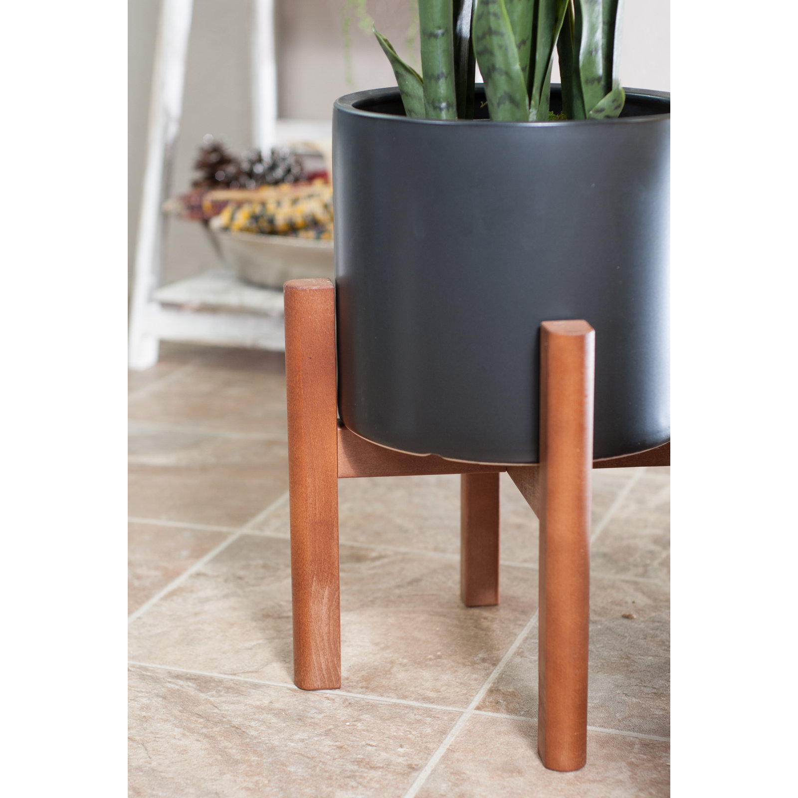 Finnegan 10" Pot Planter, Black/Walnut
