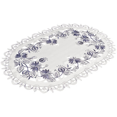 Sherika Delft Blue Onion Flower on Ivory (11" x 17")
