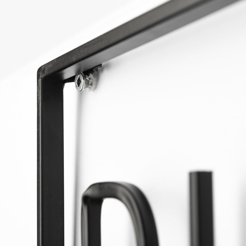 Traditional Wall Decor on Metal