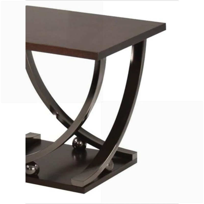 Table basse contemporaine en bois avec support en métal nickel noir et tablette inférieure, peu encombrante pour le salon