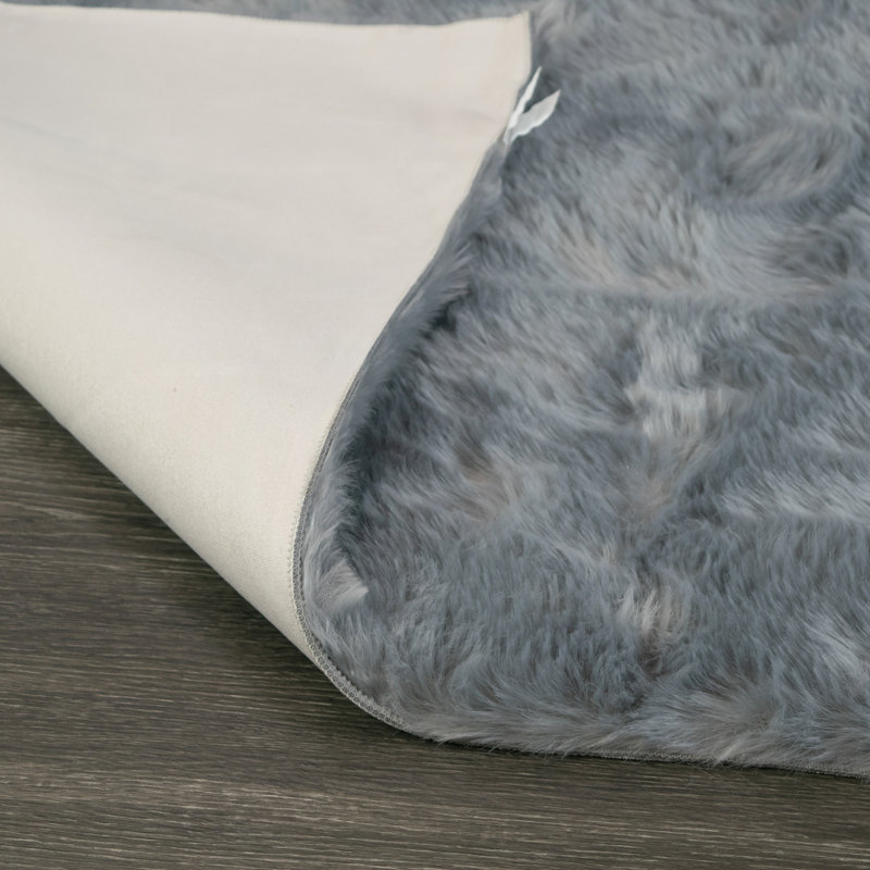 Tapis gris tissé à la machine Malissie, Rectangle 3 pi x 4 pi 10 po
