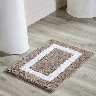 Tapis pour salle de bain réversible 100% coton Widman, doux et super absorbant, lavable à la machine pour la douche, la baignoire et le lavabo, rectangle 17 po x 24 po, beige / blanc