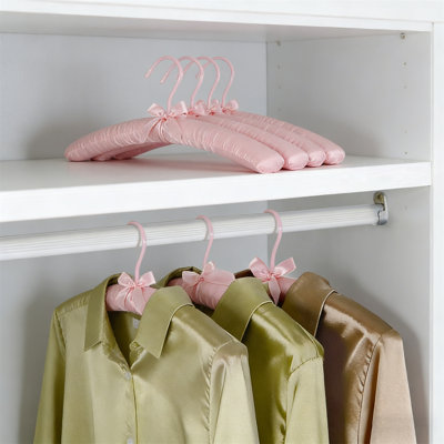 Portemanteau, cintre pour femme, cintre en satin 17 pouces, rembourrage en mousse épaisse, sans renflement d'épaule, convient aux chandails, manteaux, chemises, robes