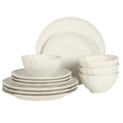 Gibson Elite Vista Rossio - Made In Portugal - 12 Piece Dinnerware Set for 4, White Ceramic Plates and Bowls Sets, Stoneware Dishware Set with Scalloped Edge, Dinner Plates, Salad Plates and Cereal Bowls