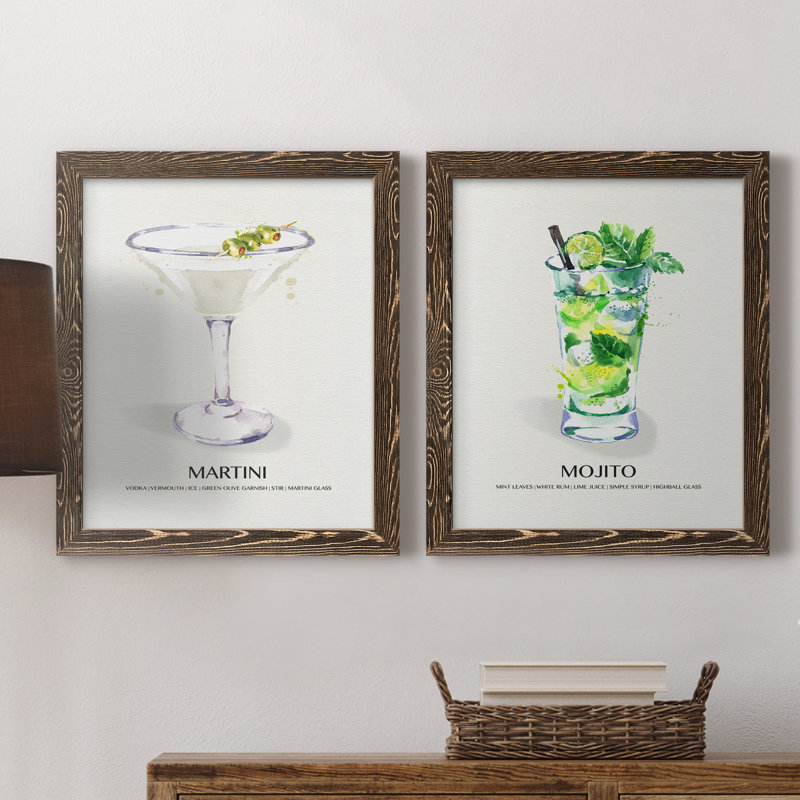Martini - 2 photos encadrées sur toile tendue, H 37,5 po x l 27,5 po x P 1 po, Cadre noyer