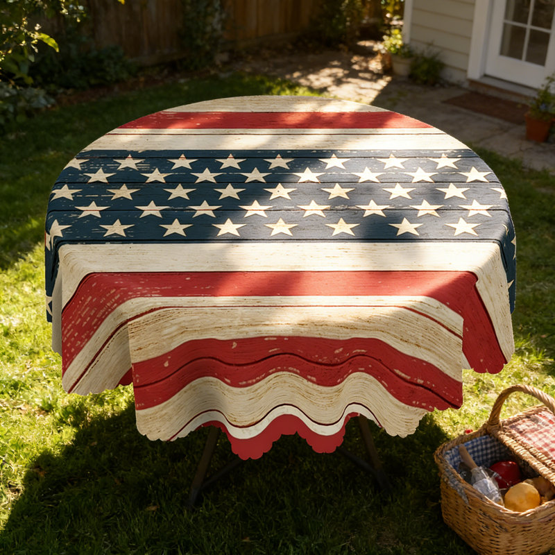 Nappe en bois avec nappe drapeau américain