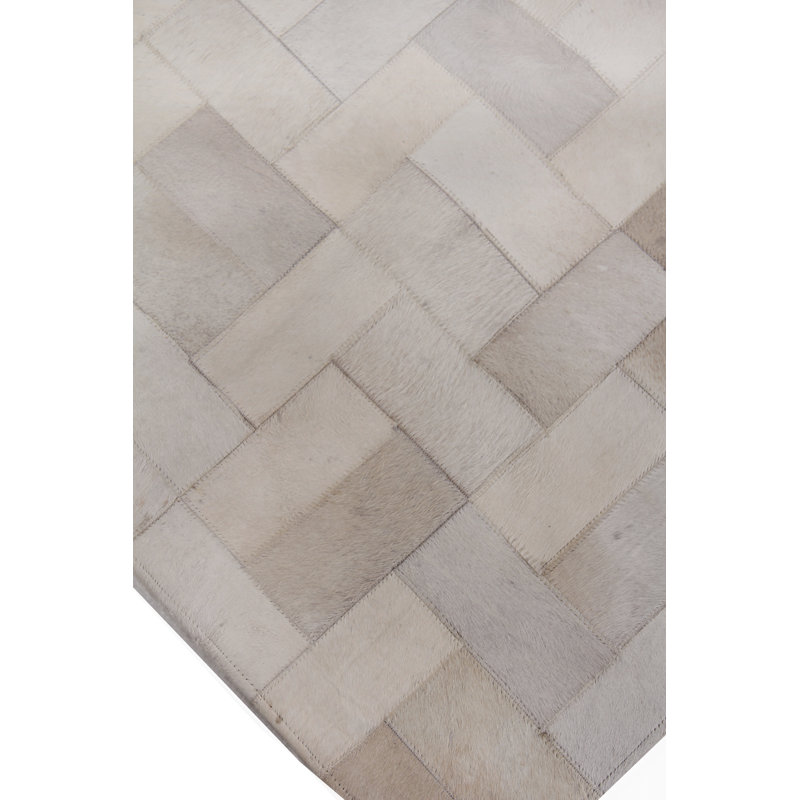 Natural Hide hand-tufted Leather Hide Ivory Area Rug