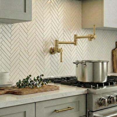 Robinet de cuisine mural moderne