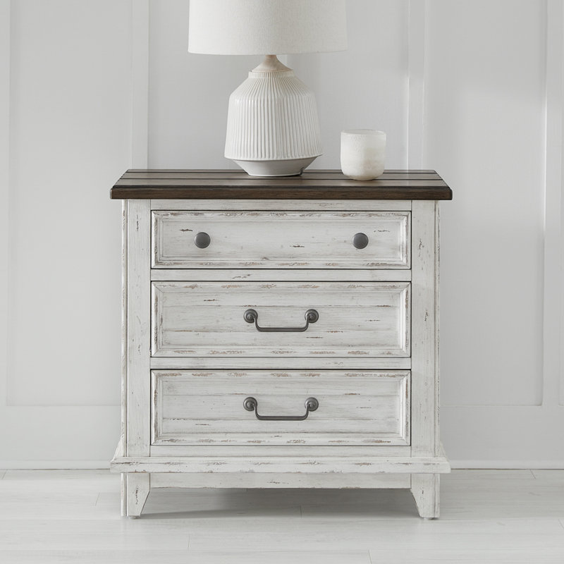 Chalita Panel Bed, Dresser And Mirror, Chest, Two Nightstand Bedroom Set, Queen