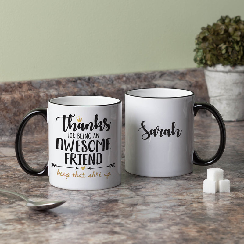 Tasse à café personnalisée avec humour amical et nom personnalisé imprimé sur tasse en porcelaine blanche avec bordure noire et poignée, 11 oz