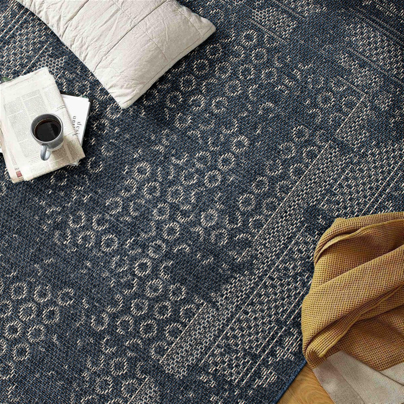 Tapis intérieur / extérieur Bohemian Border bleu / ivoire, Rectangle 5 pi x 7 pi