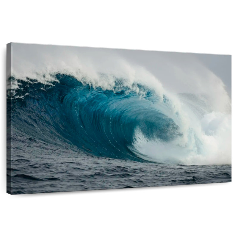 Adeliza Barrelling Ocean Wave