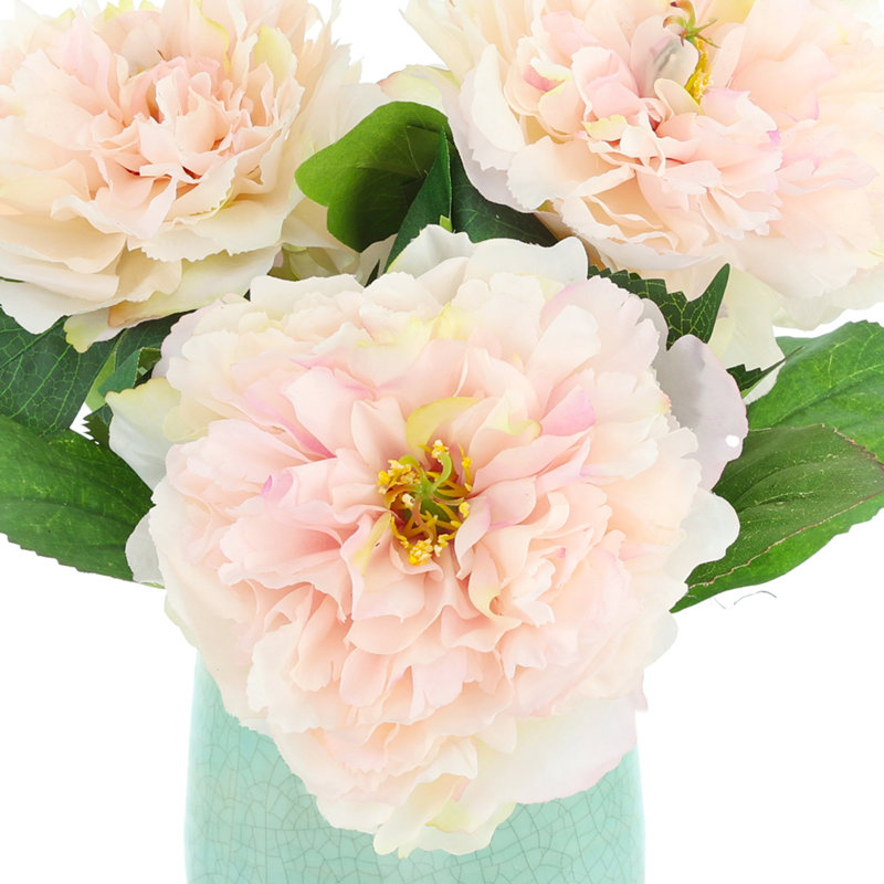Pivoines dans un vase en céramique
