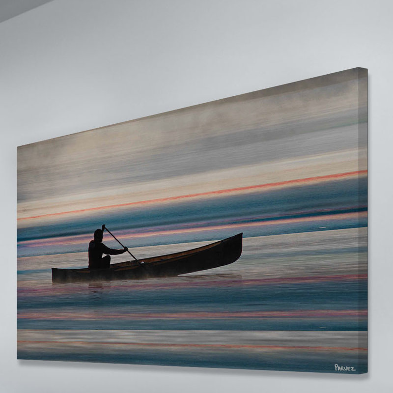 "canoë on lake" par parvez taj,, reproduction d’art sur toile tendue, H 20 po x l 30 po x P 1,5 po