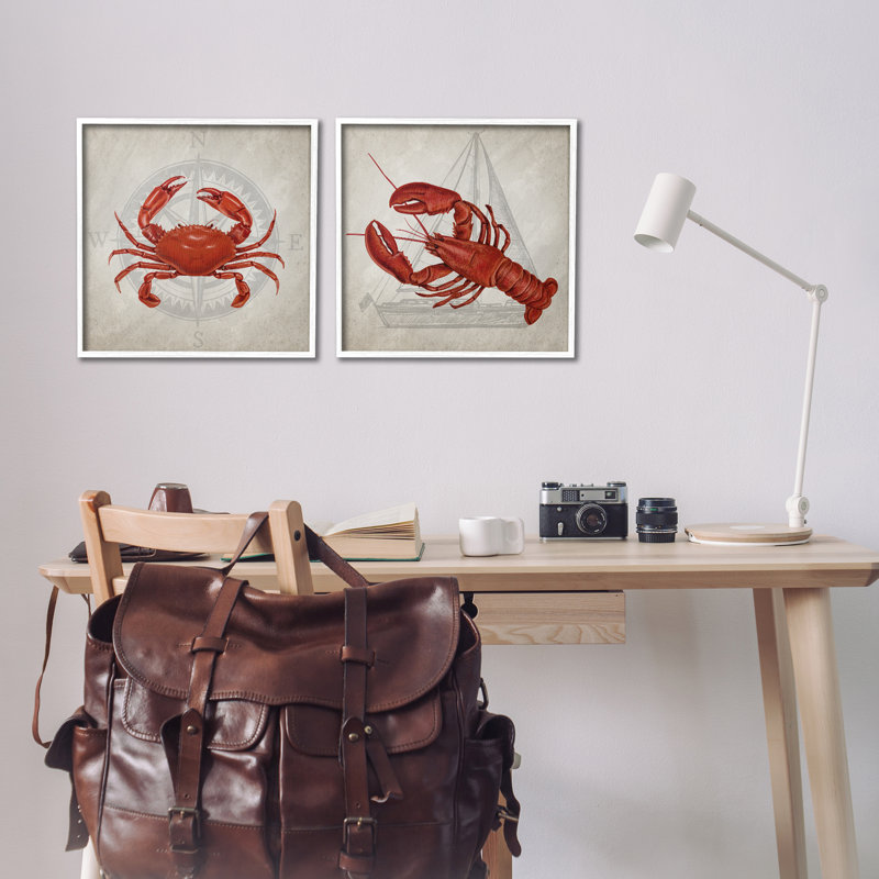 «Lobster and Crab Compass», ensemble de 2 giclées encadrées, design par Kim Allen, H 17 po x l 17 po