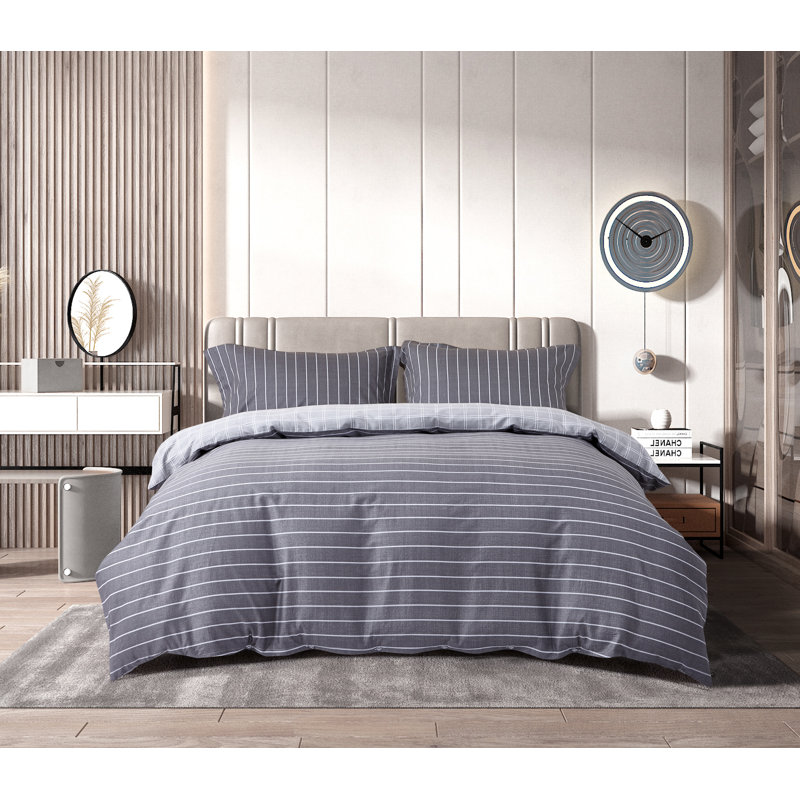 Bernete Satin Striped Duvet Cover Set with Pillowcases Included, Kingsize - 2 Standard Pillowcases