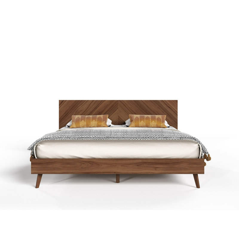Aukai 4 Piece Bedroom Set, King