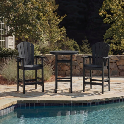 Ensemble bistro 3 pièces intérieur / extérieur en PEHD noir 3 pièces, table de pub ronde 31,1 po avec 2 tabourets de bar, mobilier de patio toutes saisons pour balcon, terrasse, bord de piscine et bord de mer